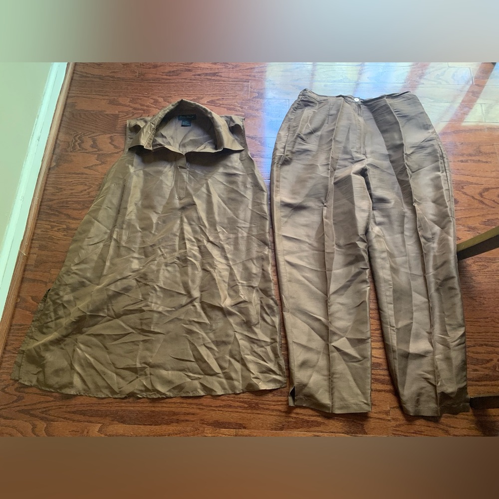 Ashley Stewart Brown Set Size 16W Up & 14W Down